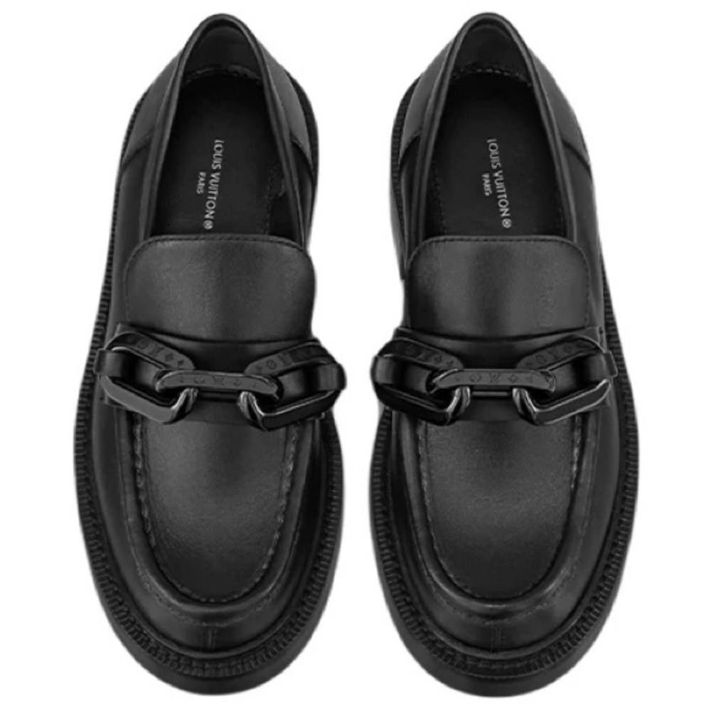 Louis Vuitton Academy Black Leather Loafers size 37.5